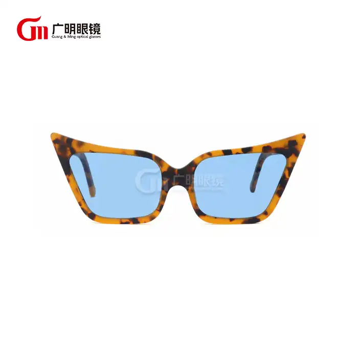 tortoiseshell cat sunglasses